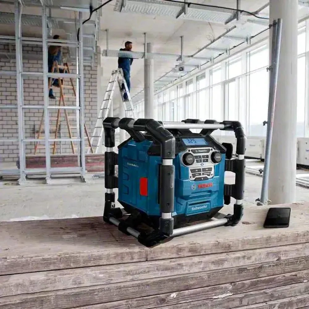 Bosch GPB 18V-5 C Professinal аккумуляторное радио, 06014A4000