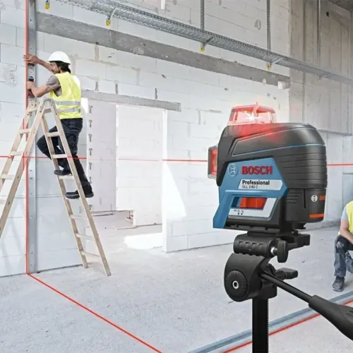 Bosch GLL 3-80 C Professional лазерный нивелир со штативом BT 150, 0601063R01