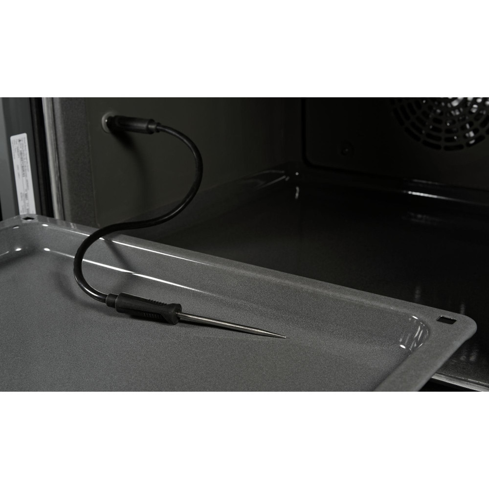 Духовой шкаф Bosch HBH557CB0R