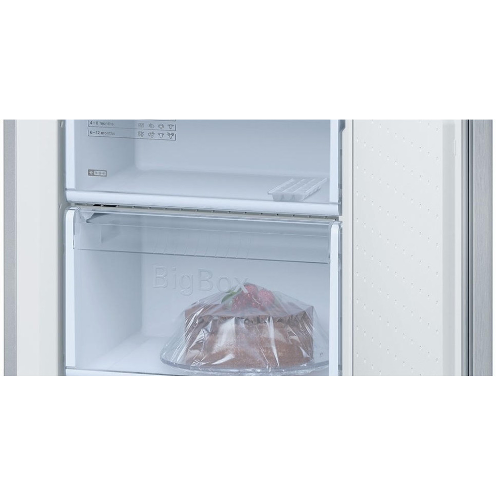 Двухкамерный холодильник Bosch KGN 39AI26 R